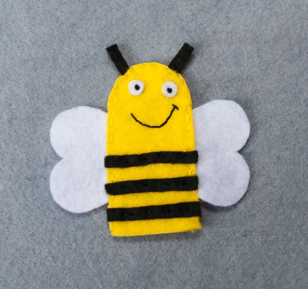 Bee Finger Puppet