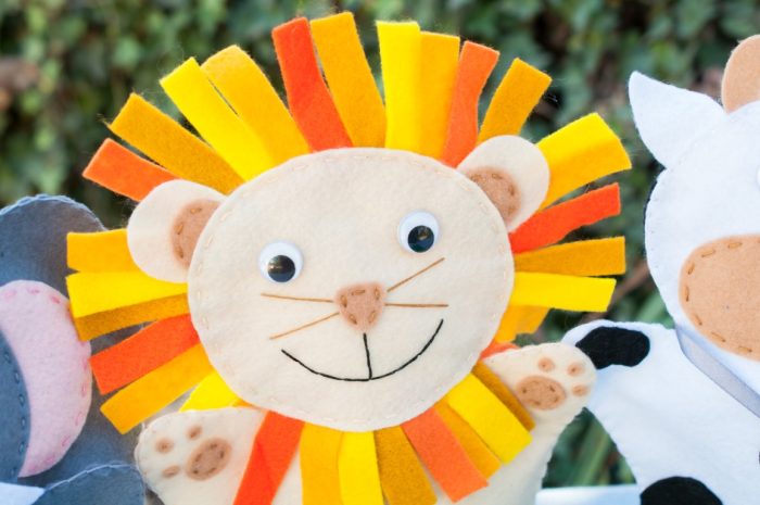 Lion Hand Puppet - Image 5
